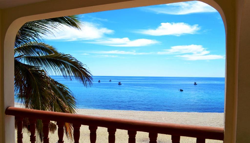 Hotel Playa Del Sol Лос Барилес Стая снимка