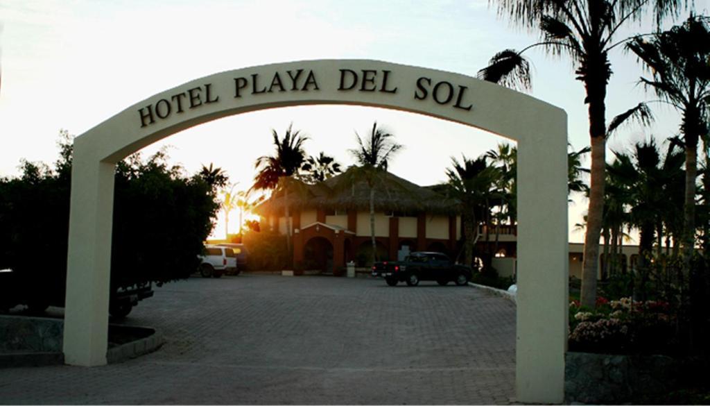 Hotel Playa Del Sol Лос Барилес Екстериор снимка
