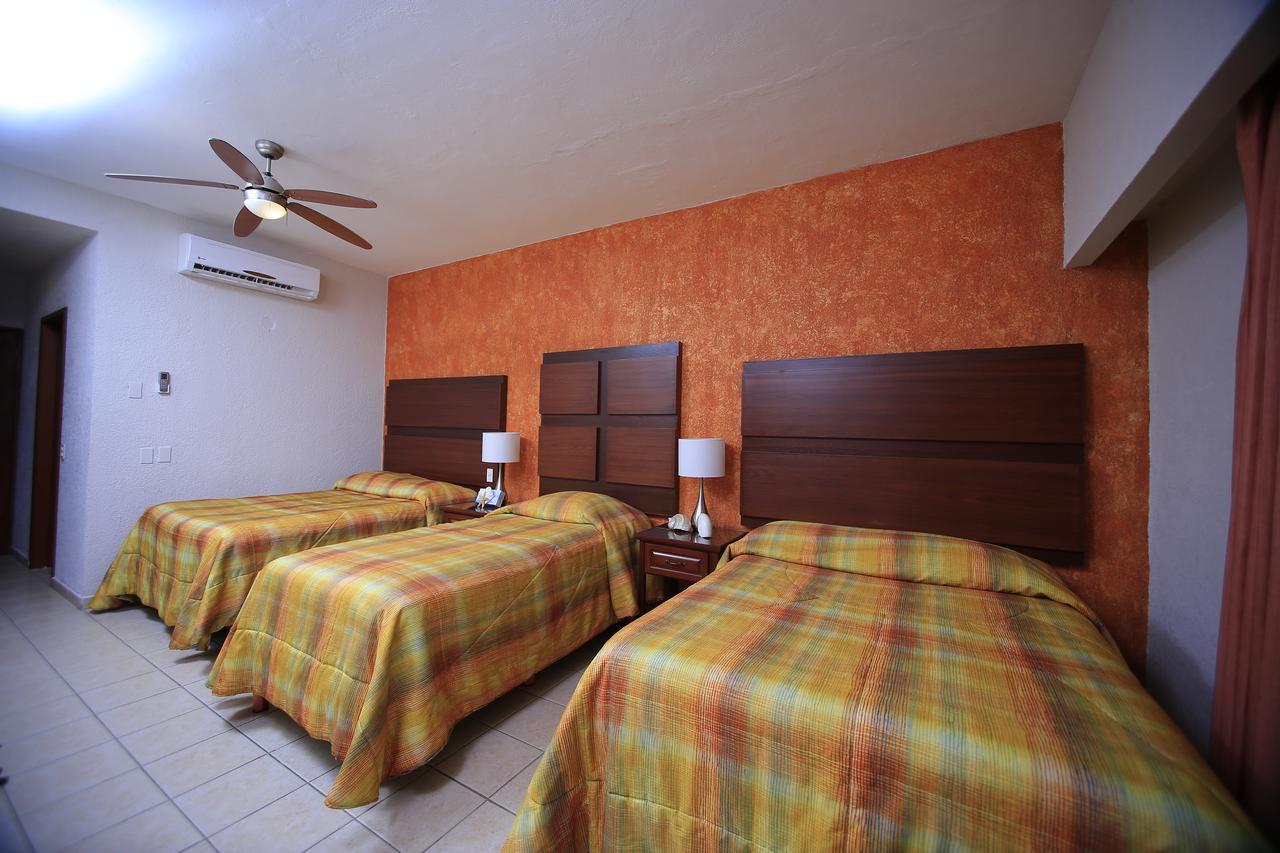 Hotel Playa Del Sol Лос Барилес Екстериор снимка