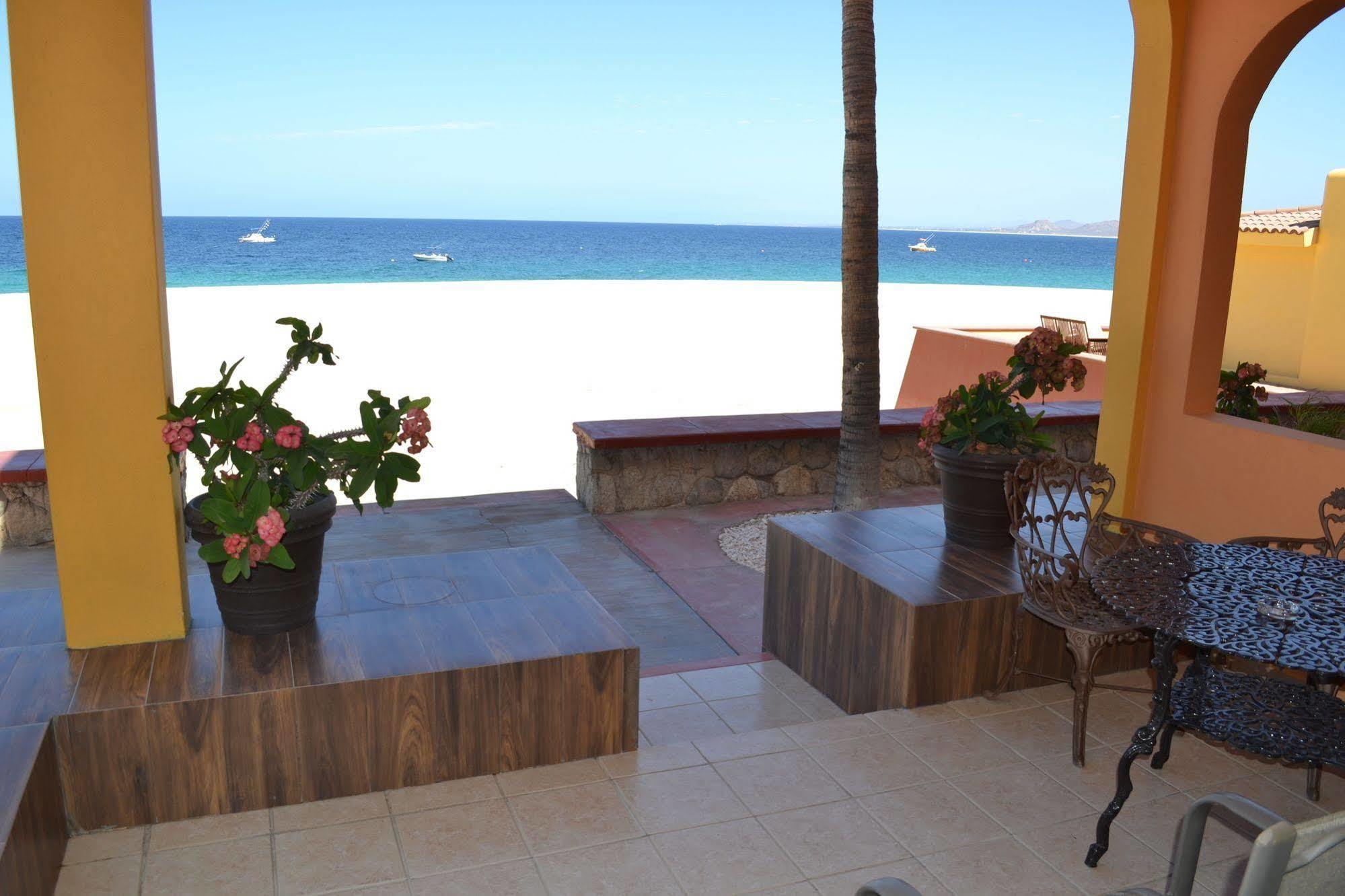 Hotel Playa Del Sol Лос Барилес Екстериор снимка